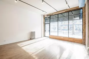 1928 W Montrose Ave, Chicago, IL 60613 - Photo 2