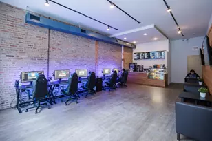 1928 W Montrose Ave, Chicago, IL 60613 - Photo 10