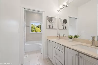 1635 Elder Lane, Northfield, IL 60093 - Photo 18