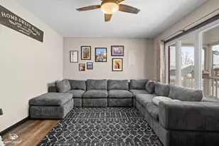 538 Belmont Dr, Romeoville, IL 60446 - Photo 10