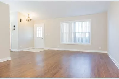 792 Trinity Court, Carol Stream, IL 60188 - Photo 2