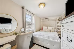 5239 N Virginia Ave, Chicago, IL 60625 - Photo 18