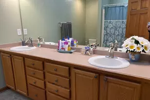 1466 Mollie Dr, Morris, IL 60450 - Photo 32