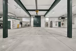 1900 W Peterson Ave, Chicago, IL 60660 - Photo 20