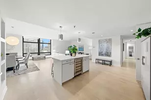 680 N Lake Shore Dr, Chicago, IL 60611 - Photo 4