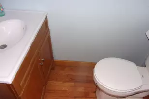 102 W Center St, Leroy, IL 61752 - Photo 8