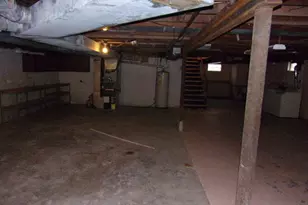 102 W Center St, Leroy, IL 61752 - Photo 10