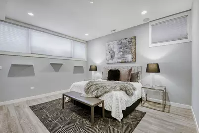 520 N Oakley Avenue #1S, Chicago, IL 60622 - Photo 12