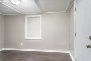 24 NE Circle Dr, Joliet, IL 60433 - Photo 20