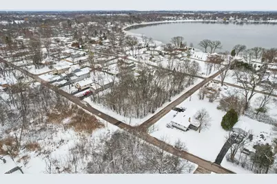 22771 Lake Park Avenue, Round Lake Beach, IL 60073 - Photo 10