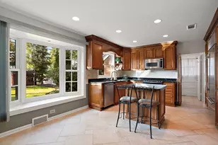 [Address not provided], Des Plaines, IL 60016 - Photo 6