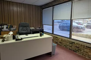 11107-09 S St Louis Ave, Chicago, IL 60655 - Photo 10