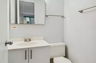 840 Michigan Ave, Evanston, IL 60202 - Photo 14