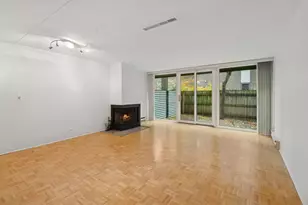 840 Michigan Ave, Evanston, IL 60202 - Photo 2