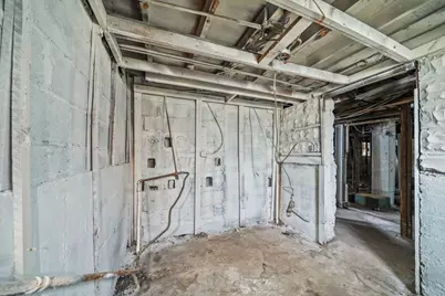 11615 S Lafayette Avenue, Chicago, IL 60628 - Photo 14