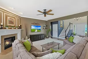 3121 Drury Ln, Carpentersville, IL 60110 - Photo 10