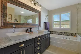 3121 Drury Ln, Carpentersville, IL 60110 - Photo 32