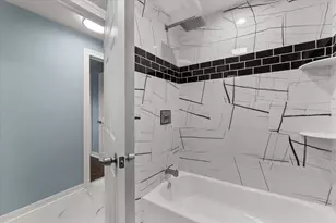 6831 S Winchester Ave, Chicago, IL 60636 - Photo 12