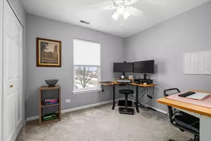 2077 Union Mill Dr, Aurora, IL 60503 - Photo 12