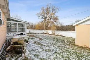 1626 Rice St, Waukegan, IL 60087 - Photo 16