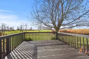 2716 Westbrook Dr, Bloomington, IL 61705 - Photo 28