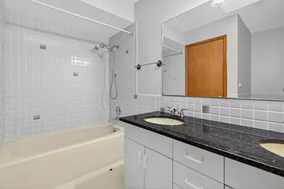 7245 N Kostner Avenue, Lincolnwood, IL 60712 - Photo 24