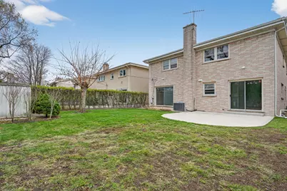 7245 N Kostner Avenue, Lincolnwood, IL 60712 - Photo 36