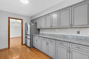 7245 N Kostner Ave, Lincolnwood, IL 60712 - Photo 14