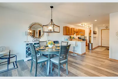 100 N Bokelman Street #329, Roselle, IL 60172 - Photo 10