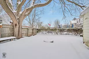 411 N Prairie Ave, Bradley, IL 60915 - Photo 22