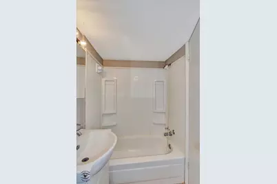 411 N Prairie Avenue, Bradley, IL 60915 - Photo 18