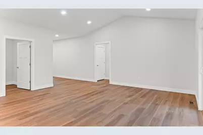 404 E Sherman Street, Saint John, IL 61873 - Photo 8