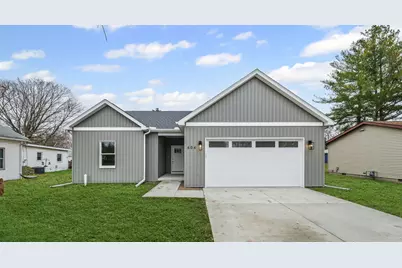 404 E Sherman Street, Saint John, IL 61873 - Photo 2