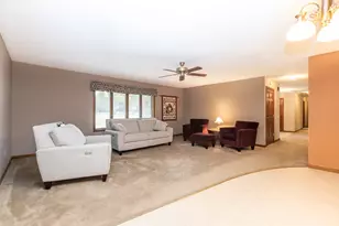 19051 Meander Way, Bloomington, IL 61705 - Photo 12