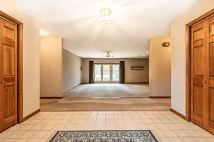 19051 Meander Way, Bloomington, IL 61705 - Photo 2