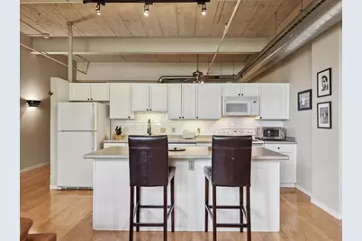 234 E Reservoir Avenue #212, Milwaukee, WI 53212 - Photo 12