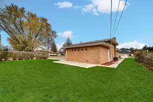 1845 Everett Ave, Des Plaines, IL 60018 - Photo 20