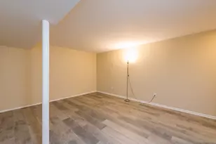 2634 Woodview Ct, Waukegan, IL 60087 - Photo 24