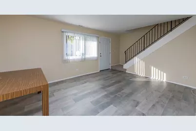 2634 Woodview Court, Waukegan, IL 60087 - Photo 8