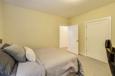 1045 W 34th Place, Chicago, IL 60608 - Photo 32