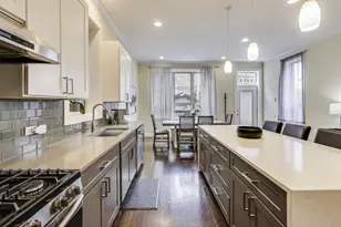 1045 W 34th Pl, Chicago, IL 60608 - Photo 10