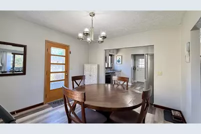 1016 Kingsway Avenue, Rockford, IL 61108 - Photo 6