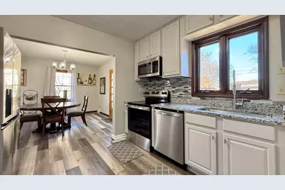 1016 Kingsway Avenue, Rockford, IL 61108 - Photo 8