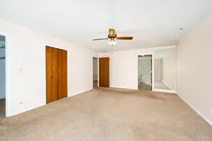 127 Acacia Circle, Indian Head Park, IL 60525 - Photo 12
