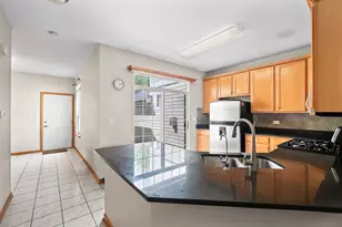 1882 Keystone Pl, Schaumburg, IL 60193 - Photo 6