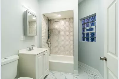 6961 S Eberhart Avenue, Chicago, IL 60637 - Photo 18