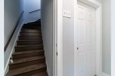 6961 S Eberhart Avenue, Chicago, IL 60637 - Photo 10