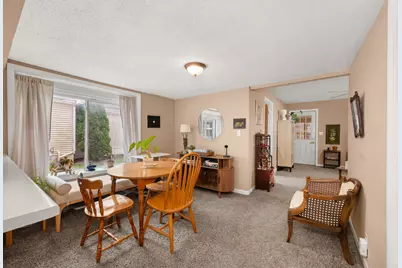 732 Park Avenue, Sycamore, IL 60178 - Photo 8