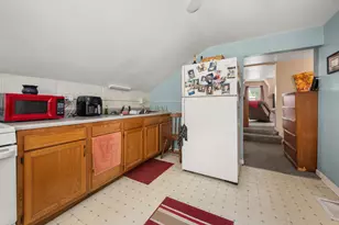 732 Park Ave, Sycamore, IL 60178 - Photo 20