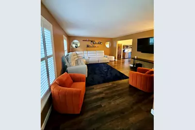 5469 Barnwood Drive, Gurnee, IL 60031 - Photo 6